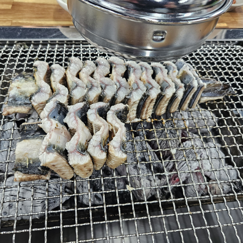 일주??만에 여친만났는데 장어를 사주네용 ㅎㅎㅎ(1)