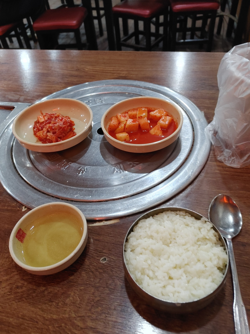 뿡행님은 집으로 저는 국밥집으로(0)