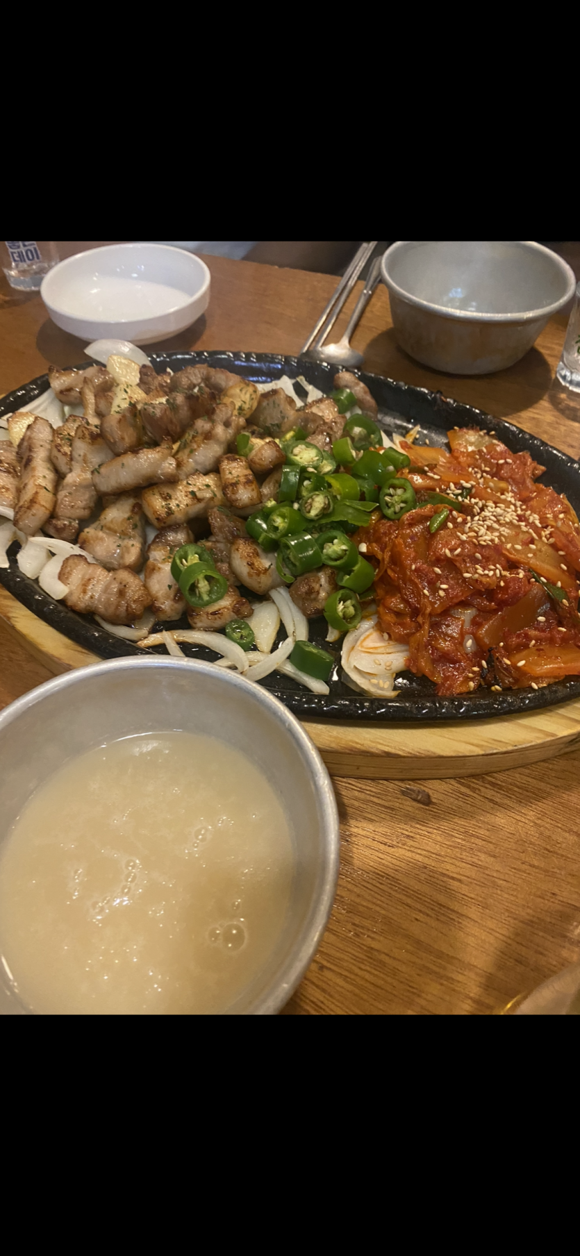 저는 한잔중입니다(0)
