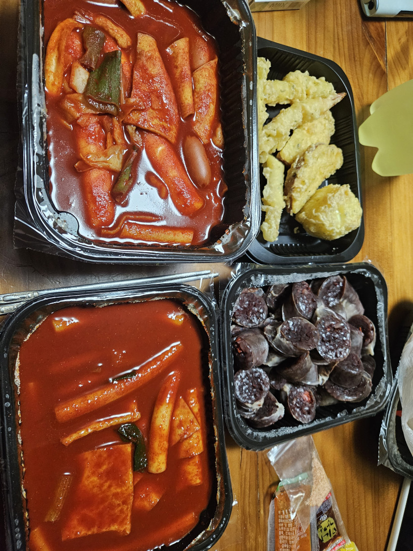 늦은 저녁.. ㅎ  맛저하셔요(0)