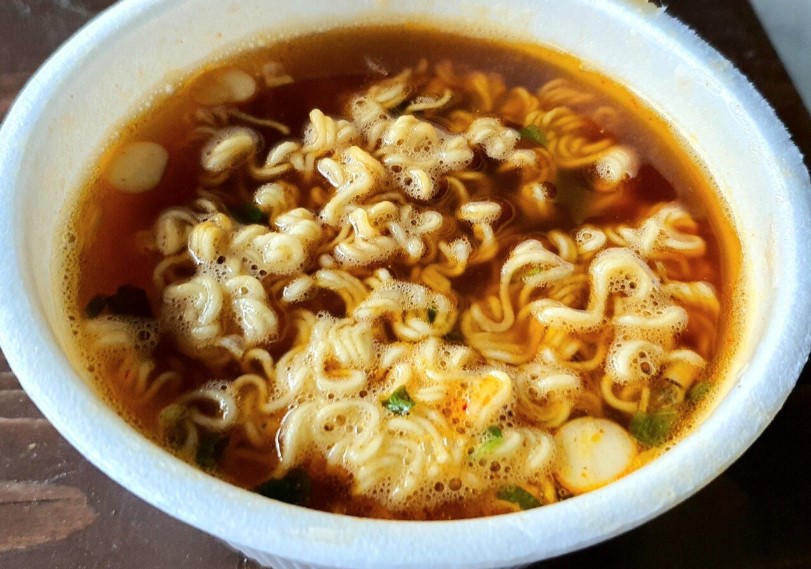 컵라면은 결국(0)