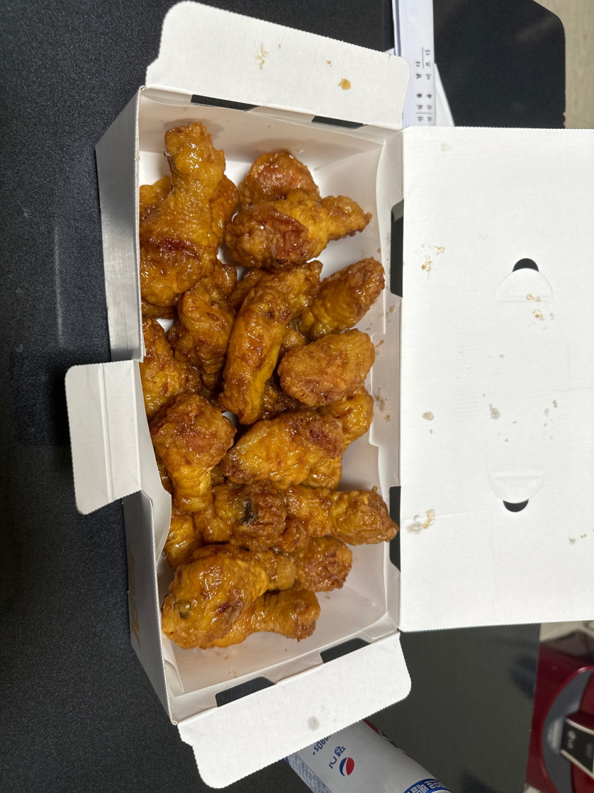 교촌 허니콤보 맛있네유 오랜만에(0)