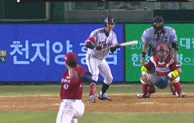 오늘 야구경기장에서 치맥 한잔 하고싶네요!(0)