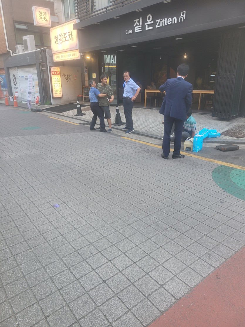 아저씨들 싸움남..ㅋㅋ(0)