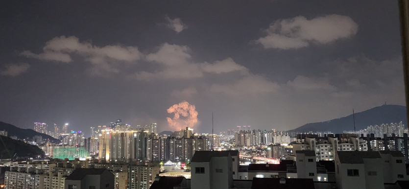 터...터지고 있습니다..(0)