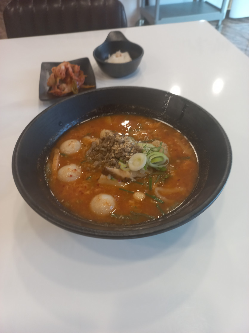 칼국수 등장(0)