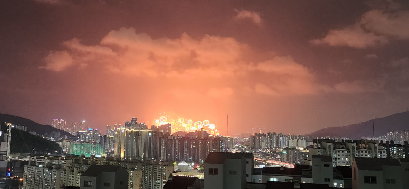 터...터지고 있습니다..(1)