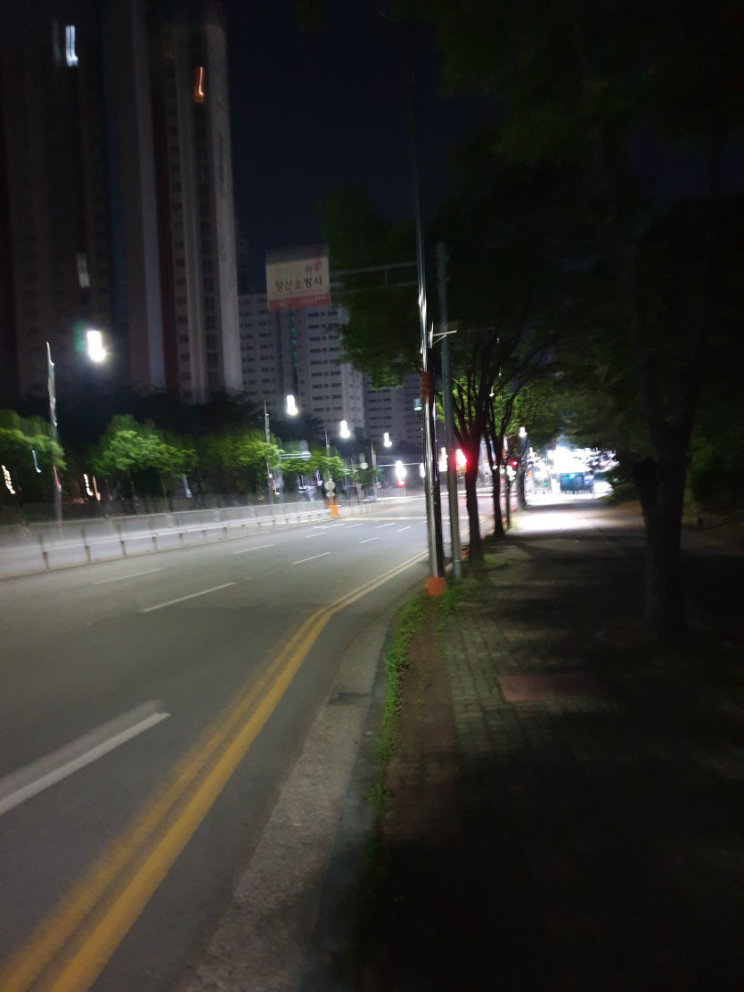 걸으니까 좋으네요 ㅋ ㅋ(0)