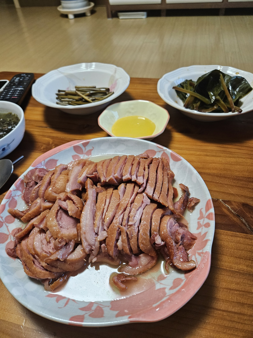 식사 맛잇게 하셔요~(0)