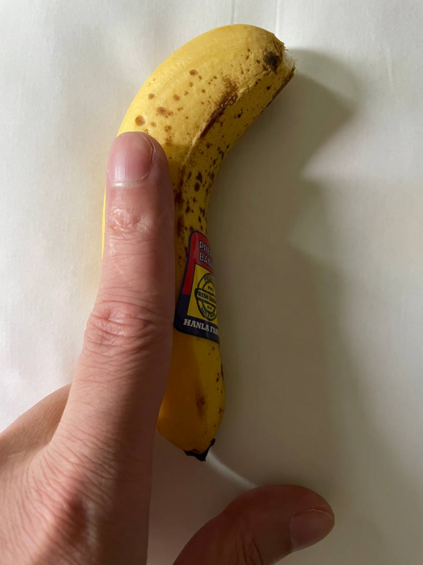 누가 사무실에 바나나를 사다 놨는데(0)