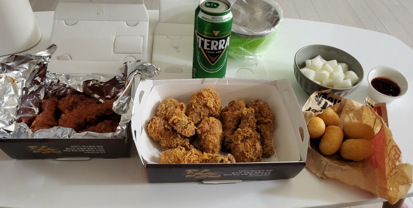 비비큐 황올닭다리 한마리 반(0)