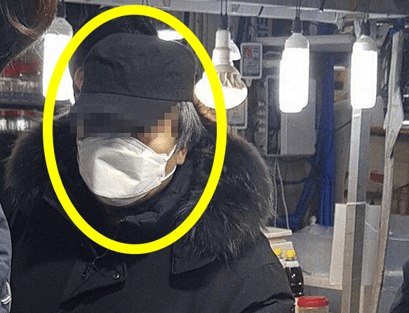 시장에서 장 보고 있는 조두순~(0)