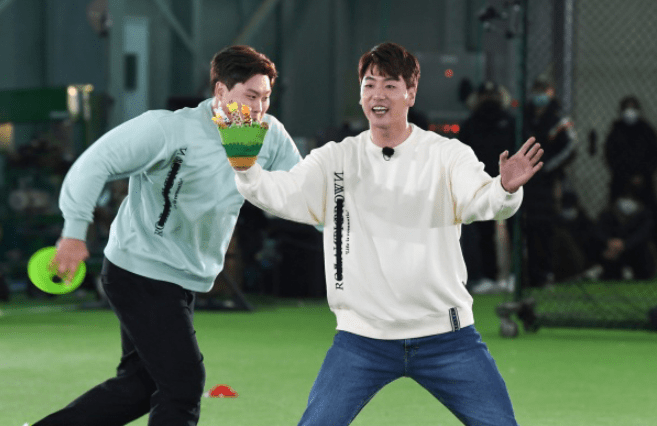 와 이분들 예능 찍었네 왜 몰랐지(0)