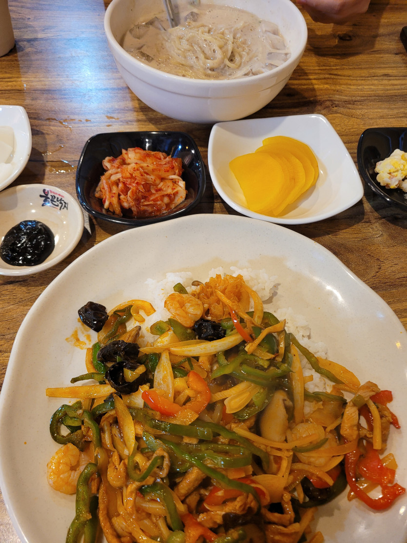 중국집에서 늦저했습니다~(0)