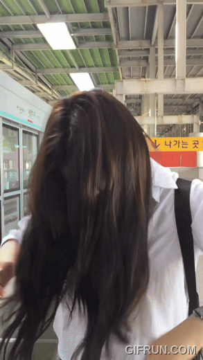 밖에 잠깐 나갔다왔는데 지옥이네요(0)