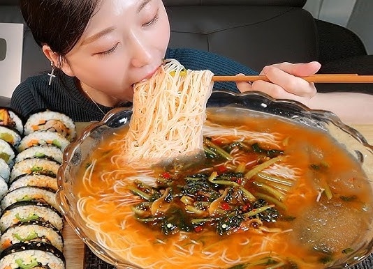 토요일 맛점하세요~!(0)