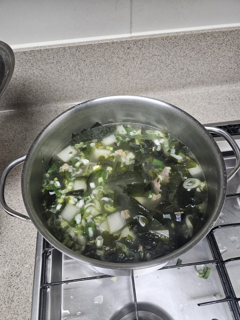 늦맛저요(0)