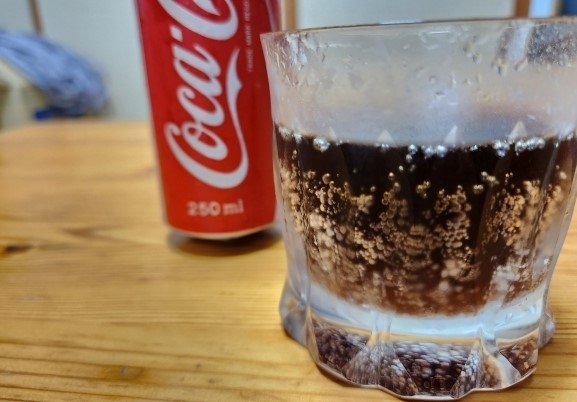 40년 지난 콜라 맛 봤더니(0)