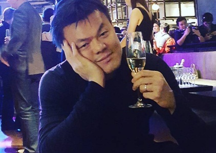 오늘도 거친 밤운동중입니다(0)